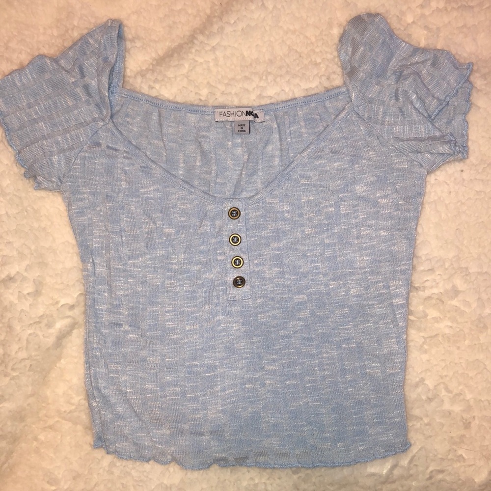 Fashion nova crop top